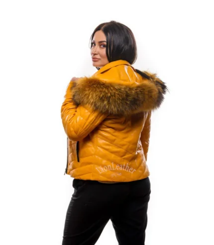 Ženska jakna sa prirodnim krznom - Donatela