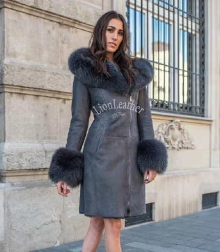 Monton sa prirodnim krznom - Irena